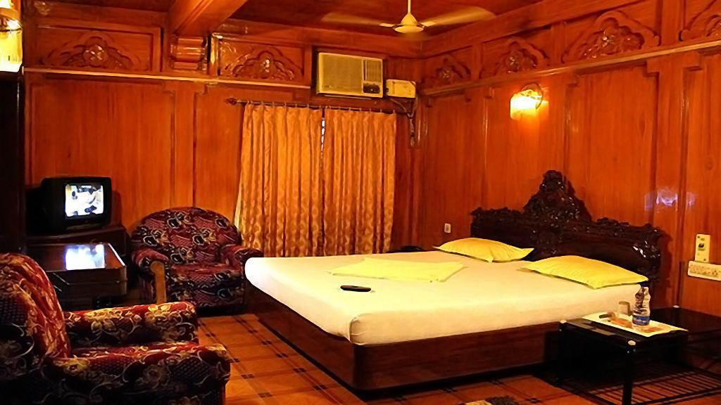 Kambam Hotel Sagar מראה חיצוני תמונה